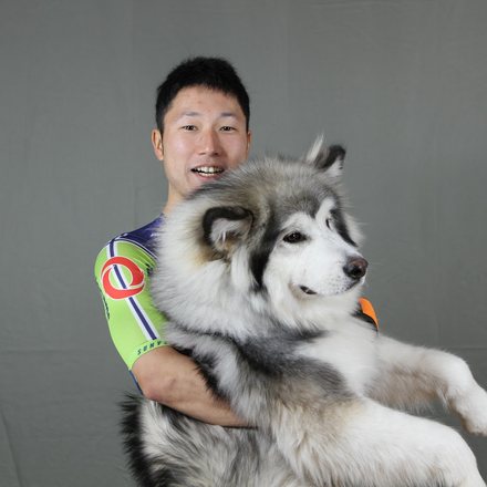 小出樹と愛犬の紬